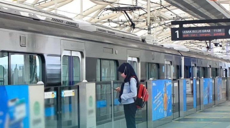 Pemprov DKI Gratiskan MRT, LRT, dan TransJakarta Saat Tahun Baru 2025